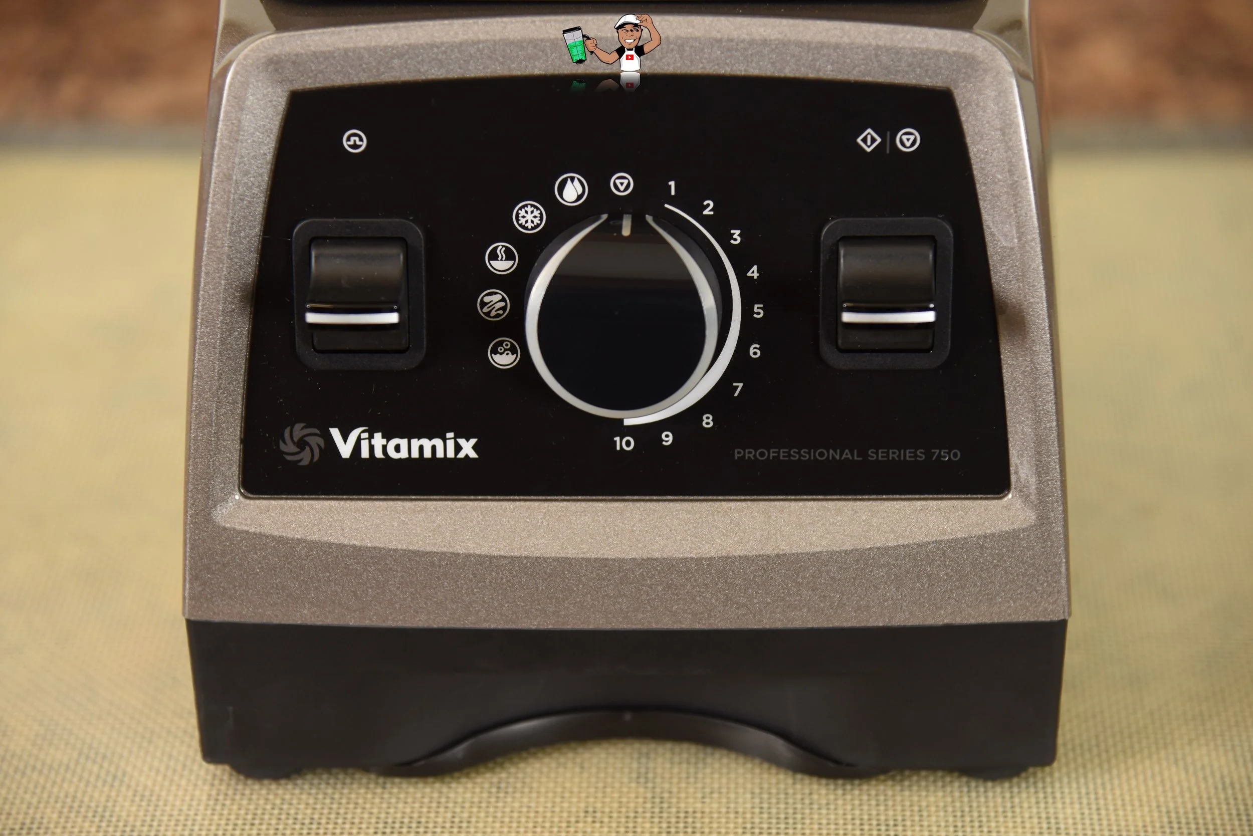 ALL NEW Vitamix Professional Series 750 Pearl Grey! — Blending